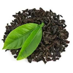 Aŭtomata sako de verda teo formanta plenigantan pakmaŝinon