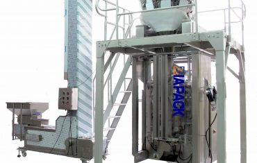 Aŭtomata pakmaŝino de kafaj faboj (kvaropa sigela sako kun degasa valvo)